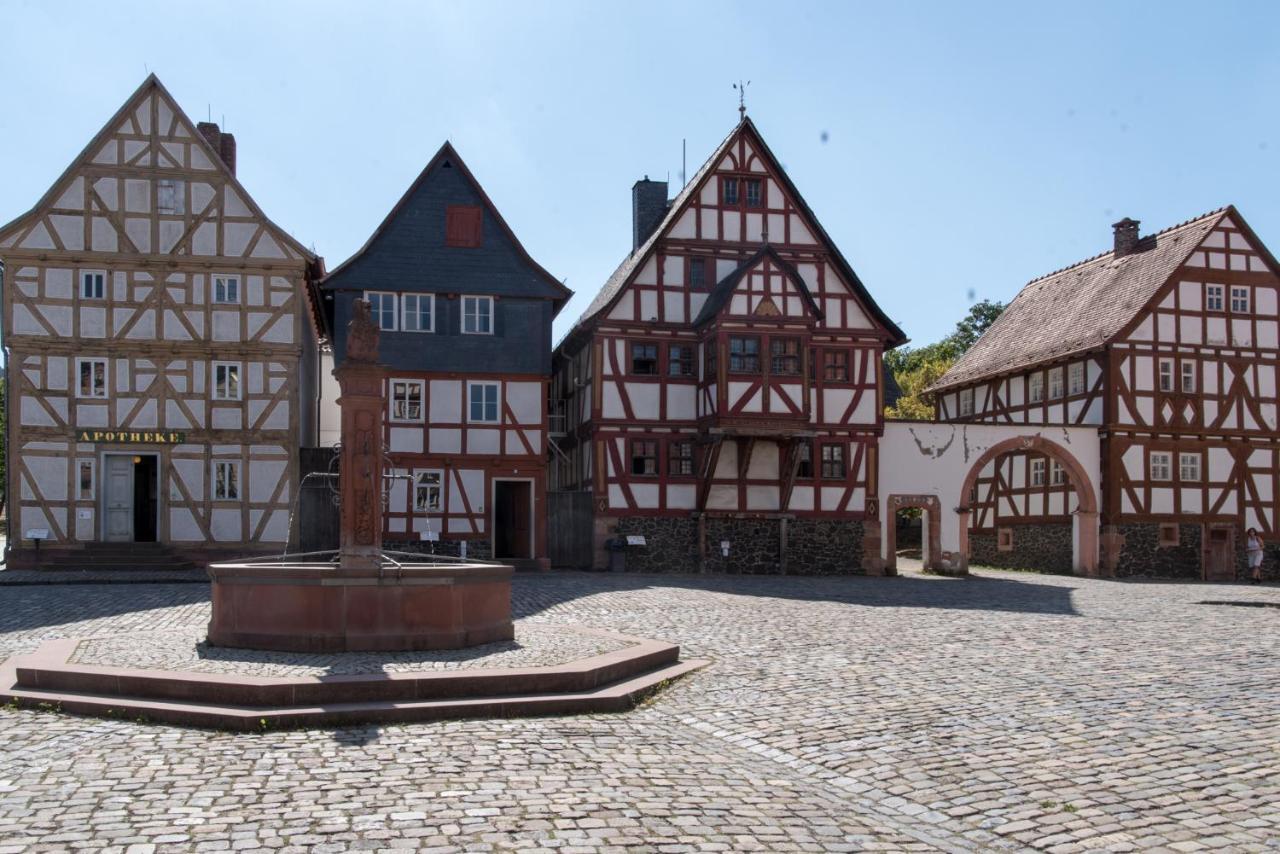 Gaestehaus Koehler Waldsolms Esterno foto