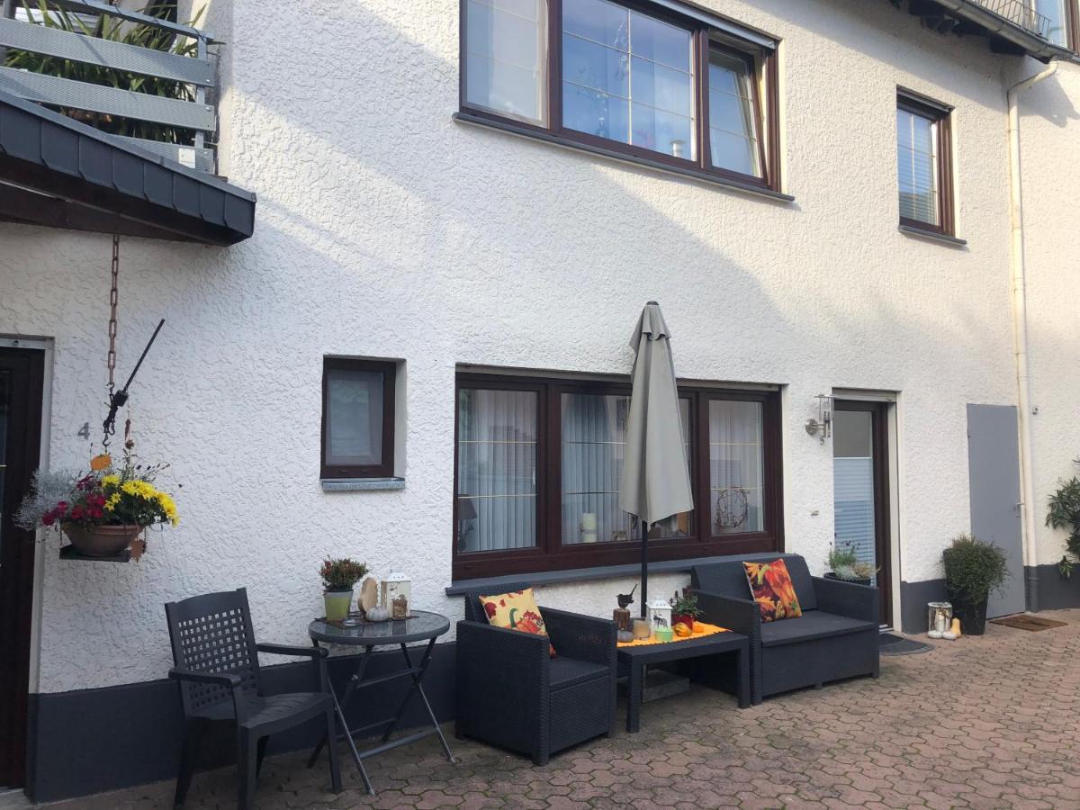 Gaestehaus Koehler Waldsolms Esterno foto