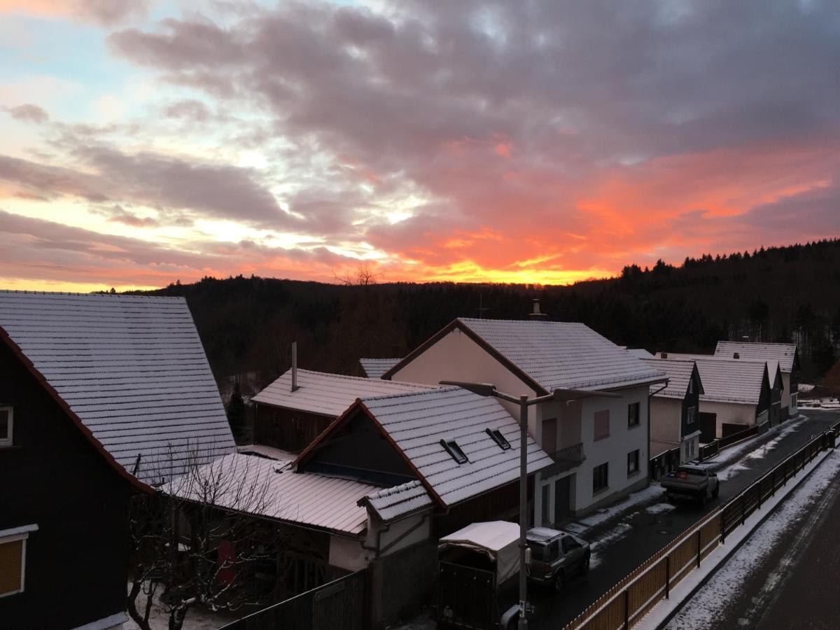 Gaestehaus Koehler Waldsolms Esterno foto